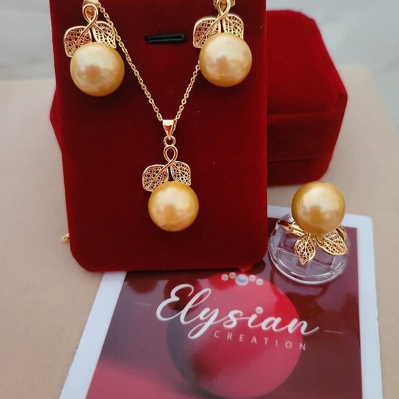 Golden Edison Pearl Jewelry Set (Earrings | Necklace | Ring) AAAA  w/Certificate - Picture 3 of 6